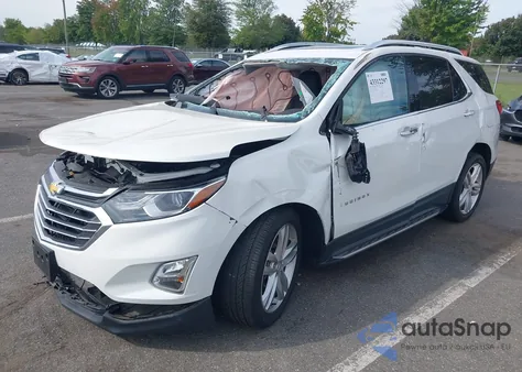 2018 Chevrolet Equinox Premier z USA, uszkodzony, nr VIN 2GNAXWEXXJ6323805